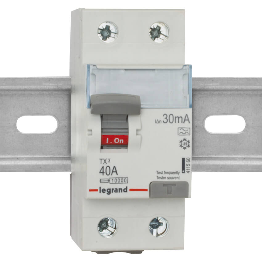 Legrand FI-Schutzschalter TX3 40A//0,03A 2-polig 411560