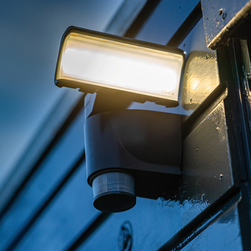 Auenstrahler, ISPOT 3XL, LED/18W, 4000K, mit IR-Sensor Bild 2