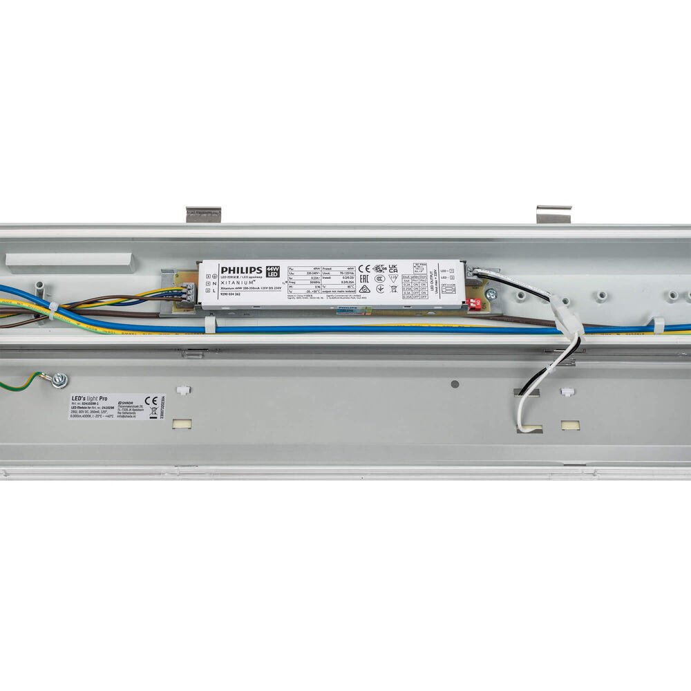 LED-Feuchtraumwannenleuchte, 4000K, mit PHILIPS-Multiwatt-Netzteil Bild 2