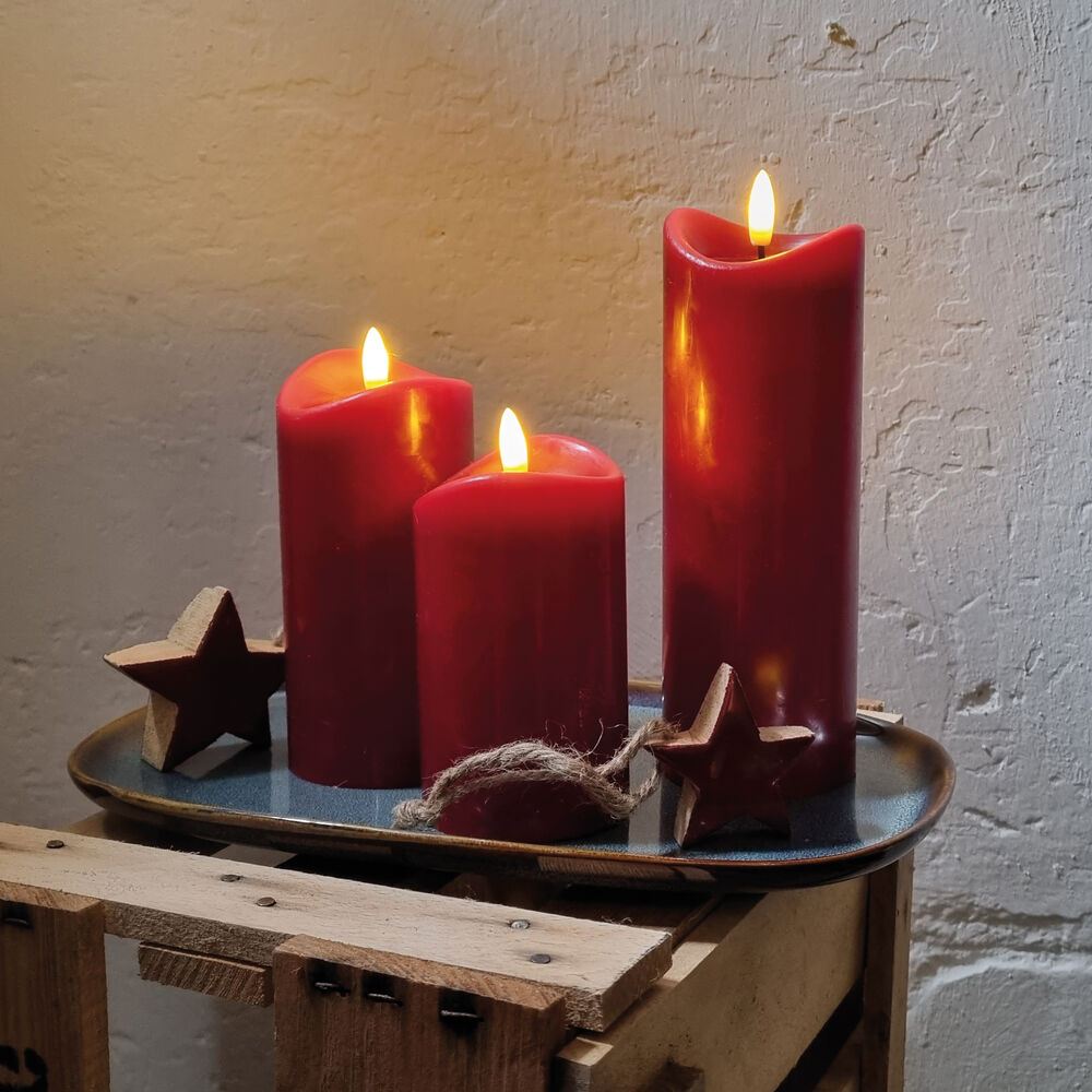 Echtwachskerze, 1 warmwei�e flackernde LED