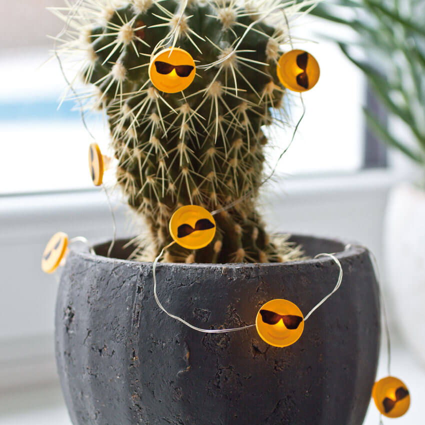 LED-Draht-Minilichterkette, HAPPY, Sonnenbrillen-Emoji