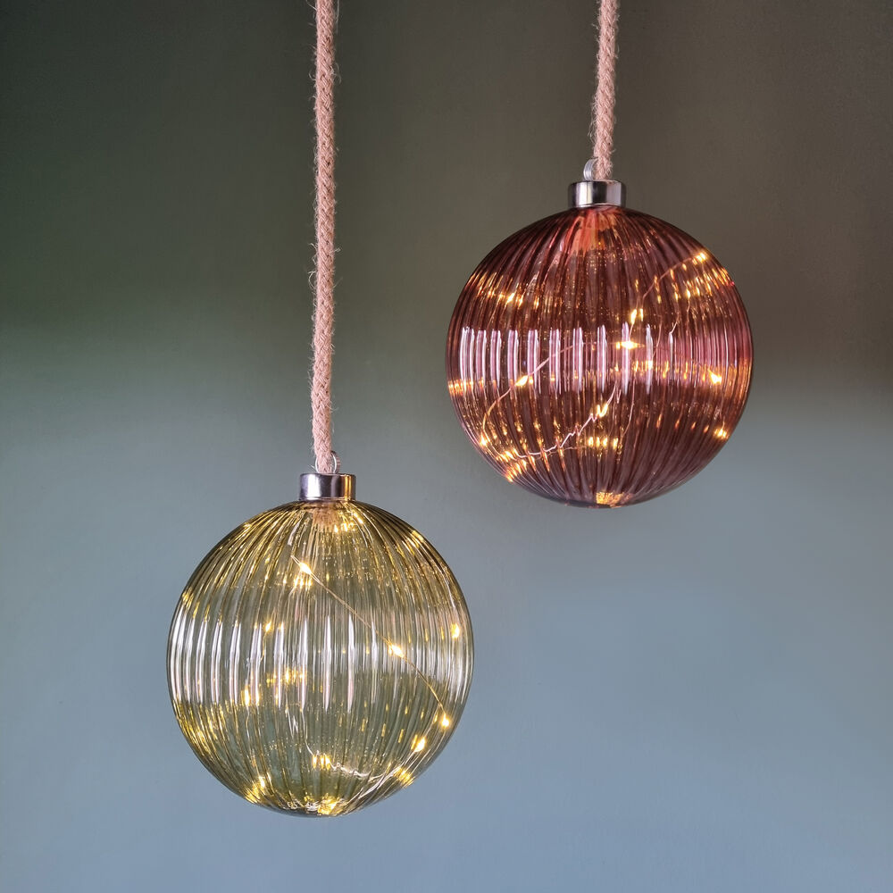 Glaskugel, warmweie LEDs Bild 2
