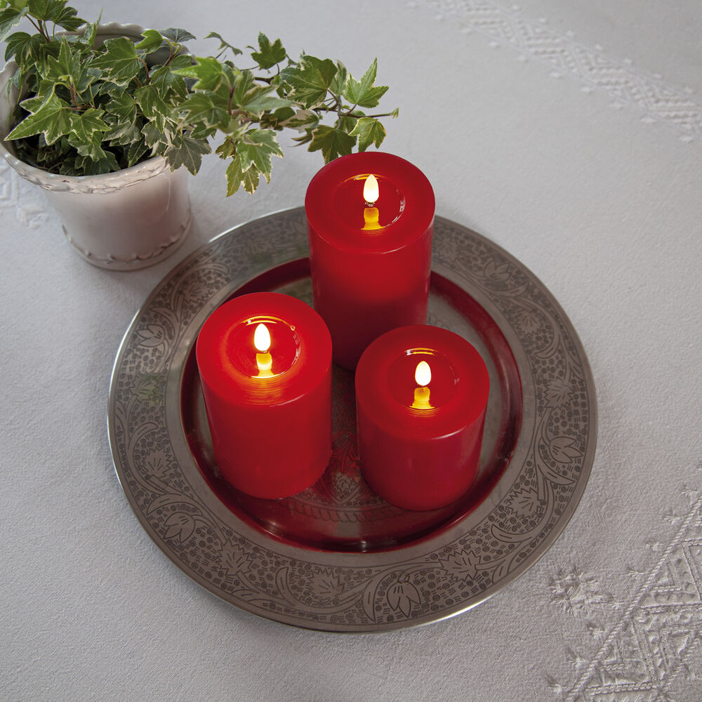Echtwachskerze, FLAMME FLOW, 1 warmweie flackernde LED, mit Wachsspiegeloptik, rot Bild 5