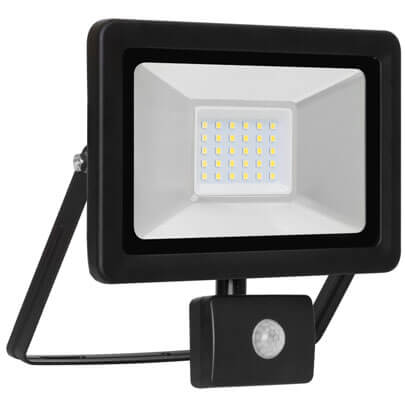 LED-Auenstrahler, 30W, 3.300 lm, 4000K, mit IR-Sensor